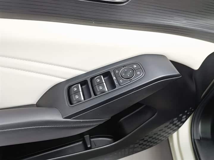 Haval Ruge Max 2023 2023款 1.5L Hi4 105 四驱领航版