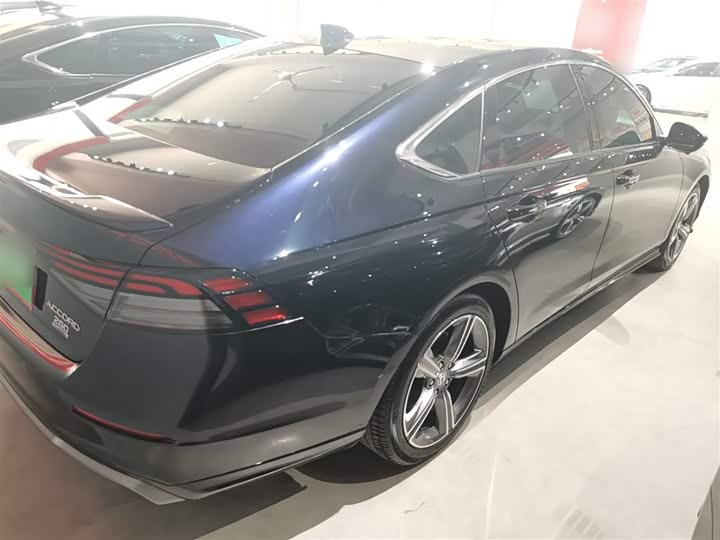 Honda Accord 2025 2025款 260TURBO 尊贵版