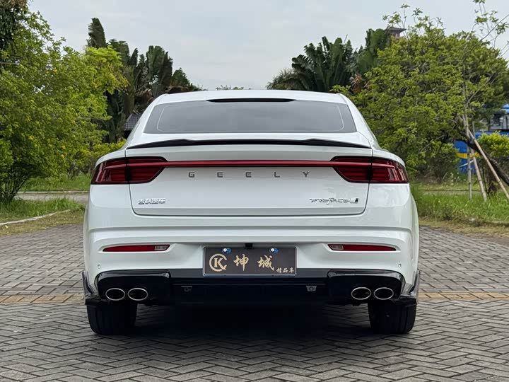 Geely Preface 2025 2025款 东方曜 1.5TD 昆仑版