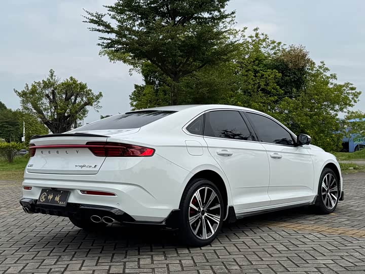 Geely Preface 2025 2025款 东方曜 1.5TD 昆仑版