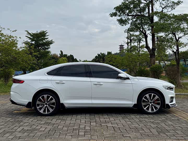 Geely Preface 2025 2025款 东方曜 1.5TD 昆仑版