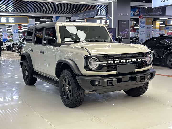 Ford Bronco 2024 2024款 2.3T 墨钻