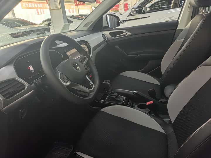 Volkswagen Tacqua 2023 2023款 200TSI DSG 悦智联版