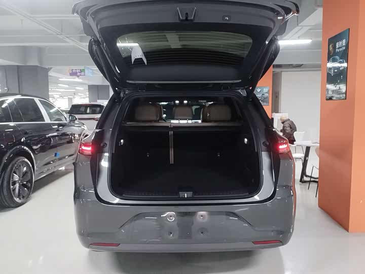 LiXiang L6 2025 2025款 Max 智能焕新版