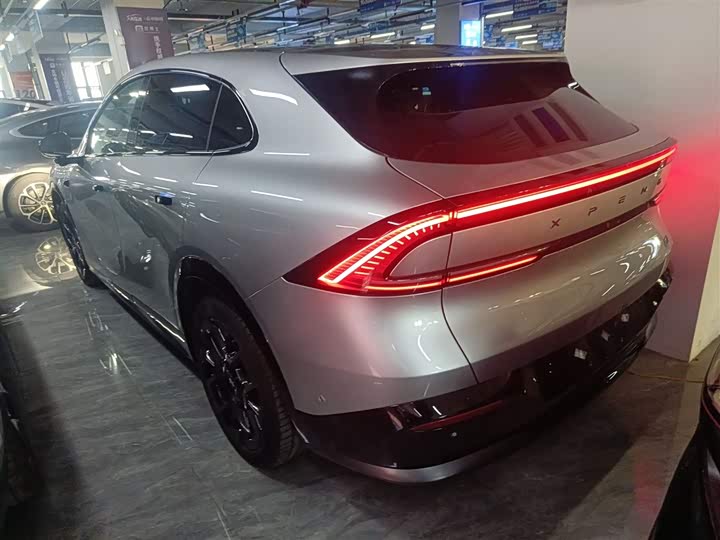 2025 XPeng G7