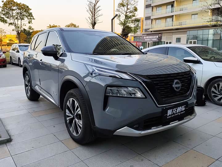 Nissan X-Trail 2023 2023款 e-POWER 超混双电机四驱豪华版