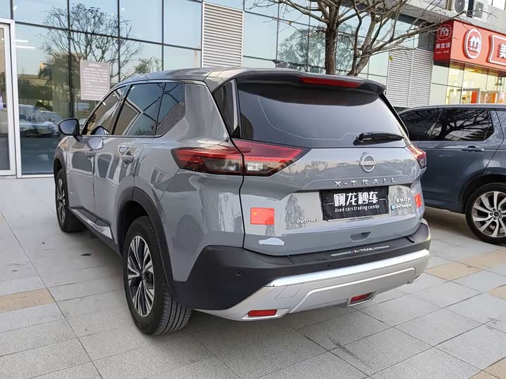 Nissan X-Trail 2023 2023款 e-POWER 超混双电机四驱豪华版