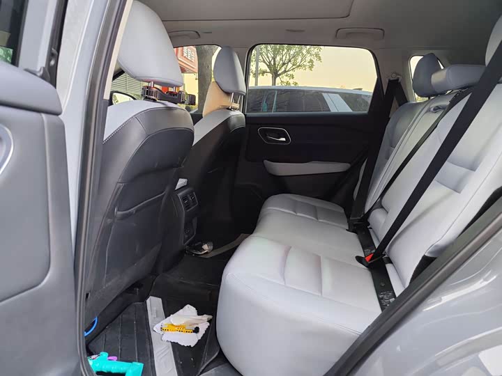 Nissan X-Trail 2023 2023款 e-POWER 超混双电机四驱豪华版