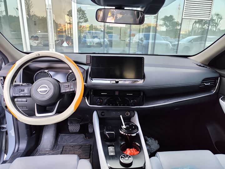 Nissan X-Trail 2023 2023款 e-POWER 超混双电机四驱豪华版