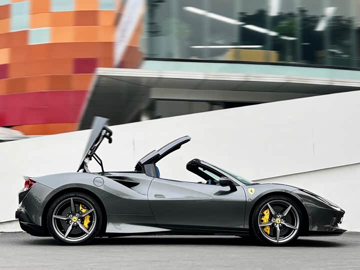 Ferrari F8 2020 2020款 Spider 3.9T V8