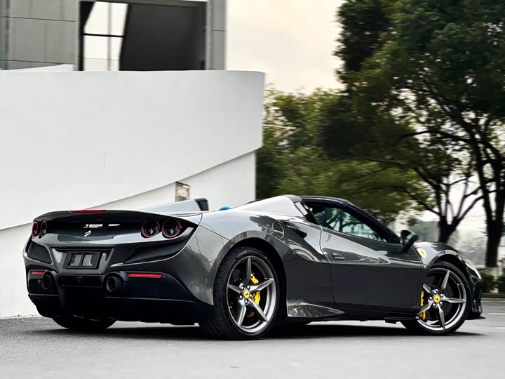 Ferrari F8 2020 2020款 Spider 3.9T V8