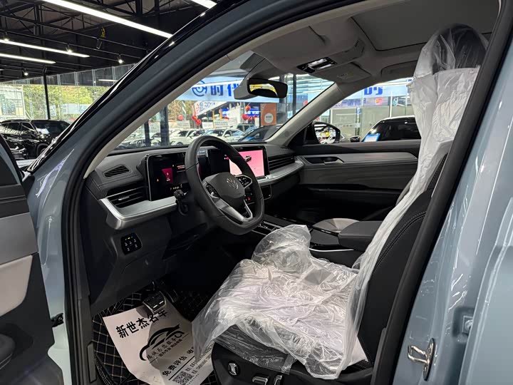 Volkswagen Tavendor 2023 2023款 380TSI 四驱R-Line巡游版