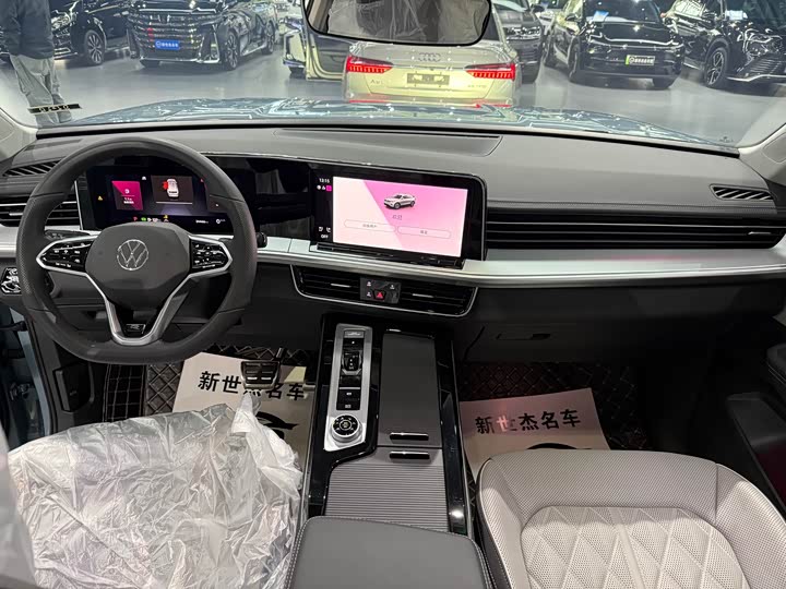 Volkswagen Tavendor 2023 2023款 380TSI 四驱R-Line巡游版