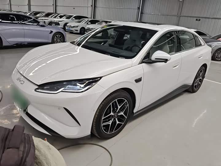 2025 BYD Seal 06 Hybrid/EV