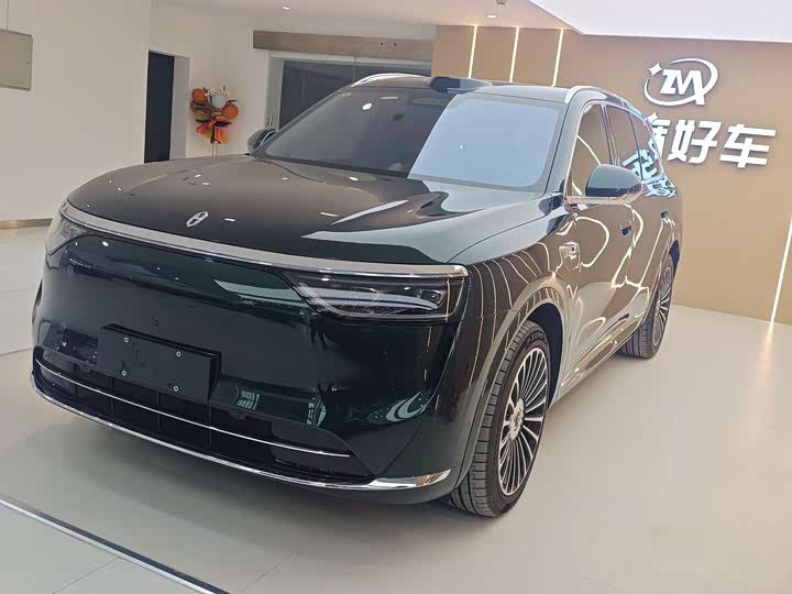 Aito M8 2025 2025款 增程 Ultra版 53.4kWh 6座版