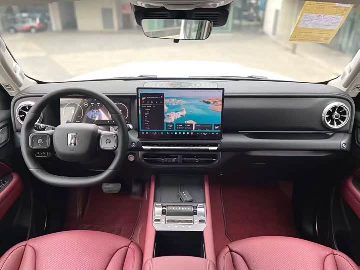 Tank 300 2025 2025款 2.0T 汽油征服者