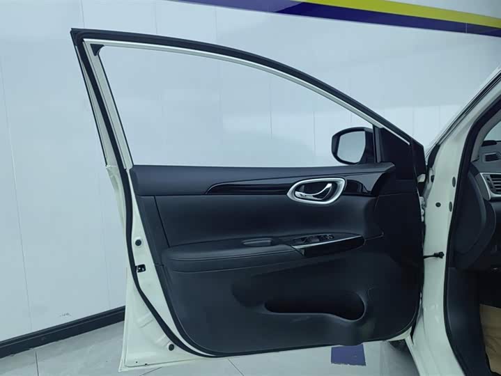 Nissan Sylphy 2024 2024款 经典 1.6XL CVT豪华版