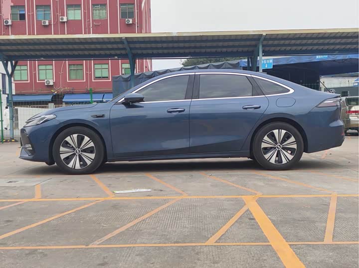Geely Galaxy A7 2025 2025款 EM-i 150km 探索+版