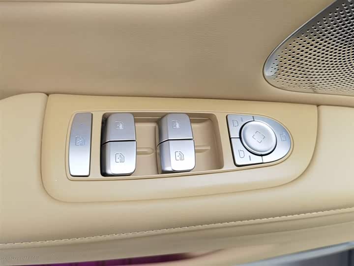 Aito M7 2024 2024款 1.5T 后驱Plus版 5座