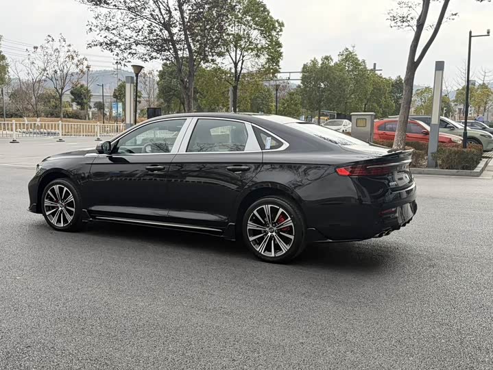 Geely Preface 2026 2026款 东方曜 1.5TD 昆仑版