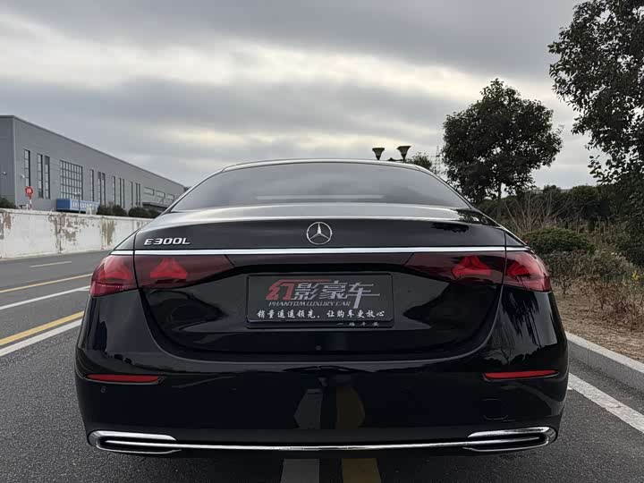 Mercedes-Benz E-Class 2025 2025款 E 300 L 时尚型