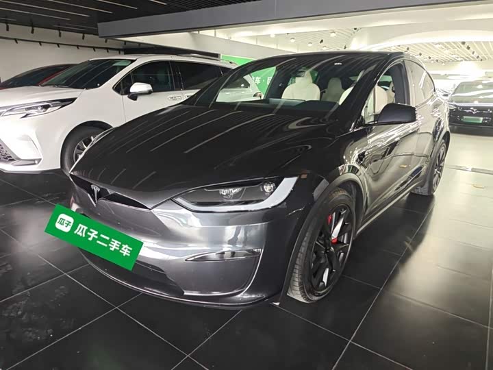 Tesla Model X 2023 2023款 三电机全轮驱动 Plaid版