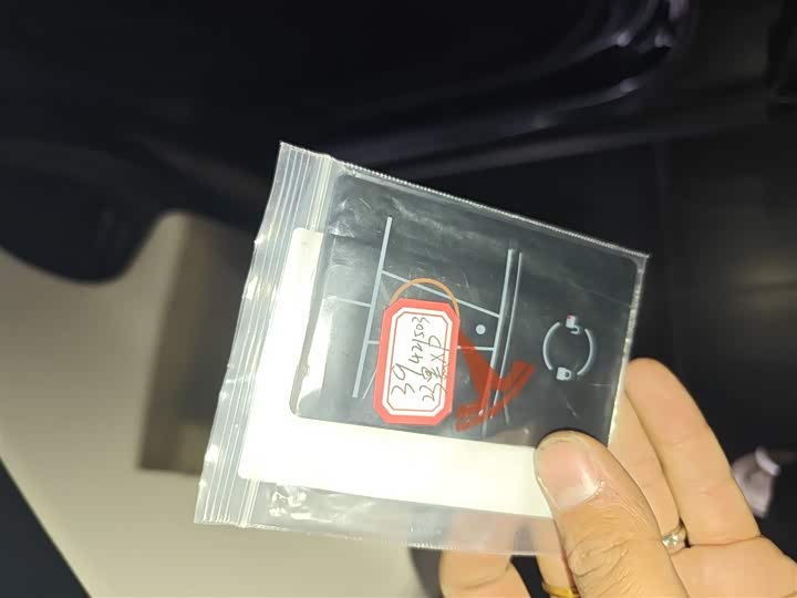 Tesla Model X 2023 2023款 三电机全轮驱动 Plaid版