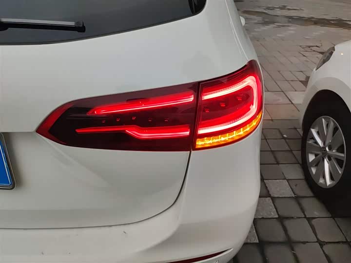 Mercedes-Benz B-Class 2022 2022款 改款二 B 200 动感型