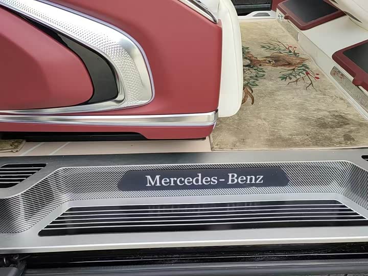 Mercedes-Benz Vito 2024 2024款 2.0T 商务版 7座