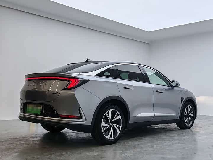 BAIC Arcfox Alpha S 2022 2022款 525S 175kW