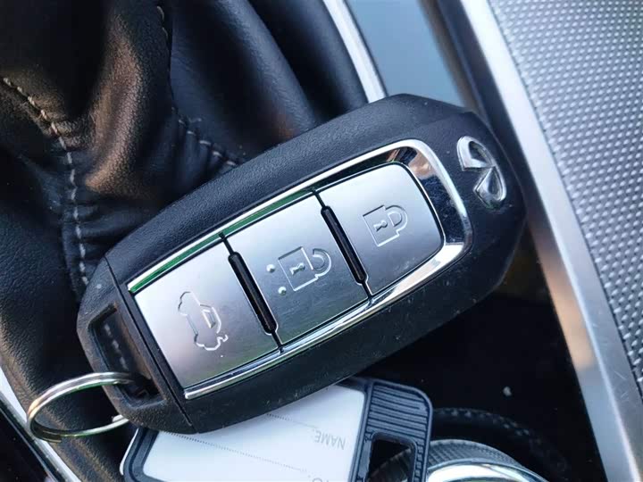 Infiniti Q50L 2021 2021款 2.0T 逸享版