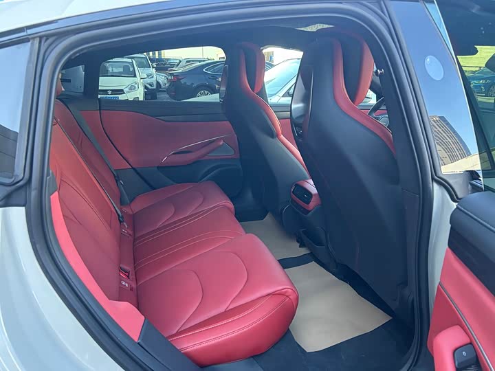 Xiaomi SU7 2024 2024款 四驱超长续航高阶智驾Max版