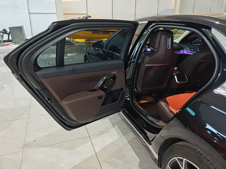 BMW 7 Series 2023 2023款 735Li 豪华套装