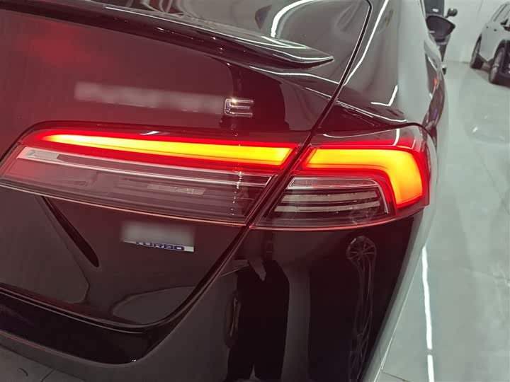 Honda Inspire 2023 2023款 260TURBO 精致版