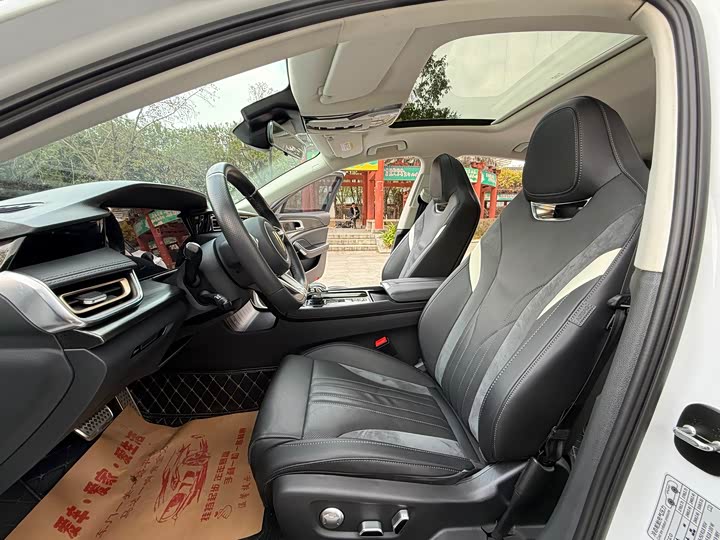 Hongqi H6 2023 2023款 2.0T 致逸版