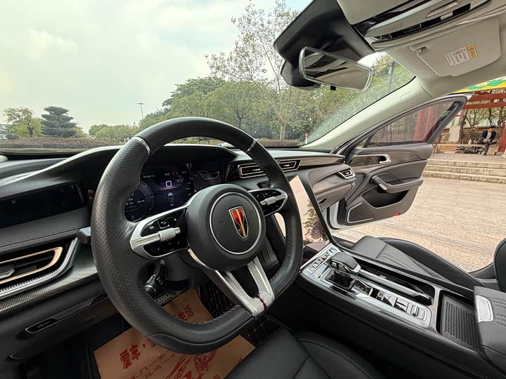 Hongqi H6 2023 2023款 2.0T 致逸版