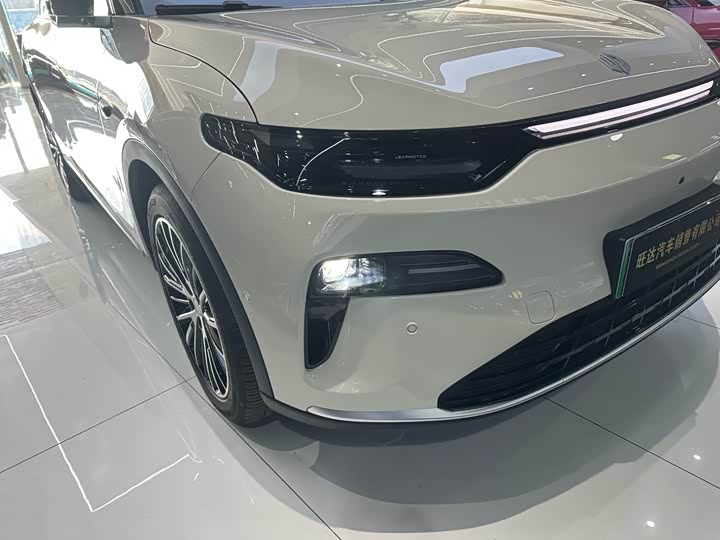 Leapmotor C11 2026 2026款 增程 300激光雷达智尊版