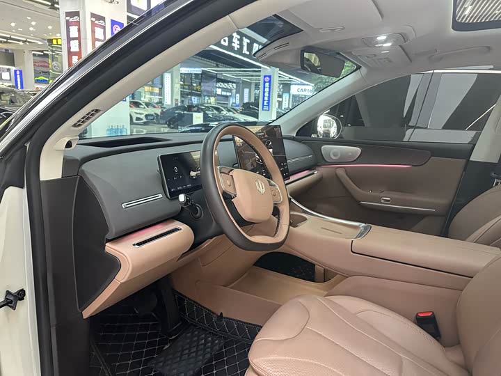 Leapmotor C11 2026 2026款 增程 300激光雷达智尊版