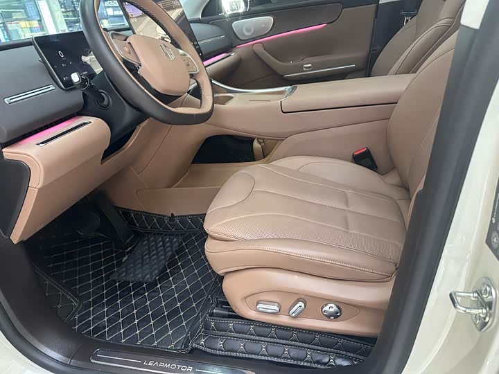 Leapmotor C11 2026 2026款 增程 300激光雷达智尊版