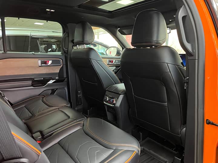 Ford Explorer 2024 2024款 2.3T EcoBoost 昆仑巅峰版 7座