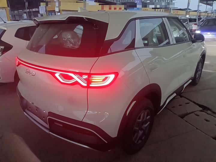 BYD Yuan Up 2025 2025款 301KM 领航型