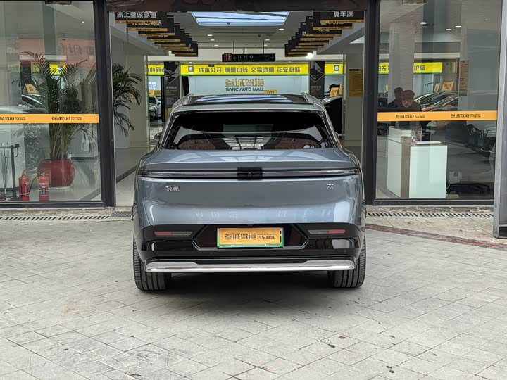 Zeekr 7X 2025 2025款 100kWh 长续航四驱智驾版