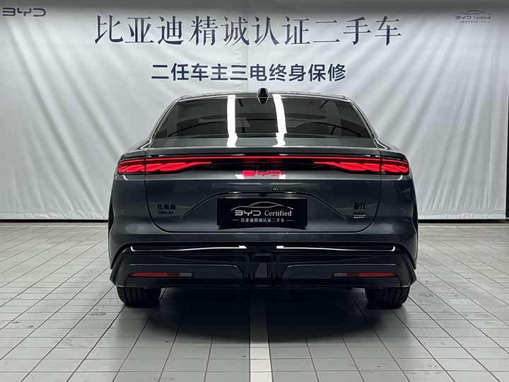 BYD Han L 2025 2025款 DM-p 四驱激光雷达旗舰型