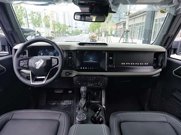 Ford Bronco 2024 2024款 2.3T 长滩大脚越野版