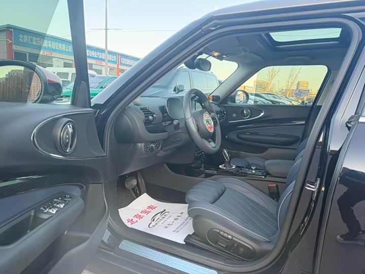 Mini Countryman 2023 2023款 1.5T COOPER 鉴赏家