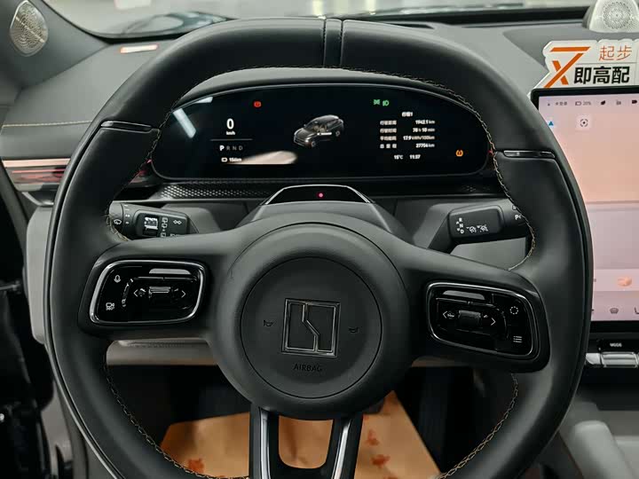 Zeekr 7X 2025 2025款 100kWh 长续航后驱智驾版