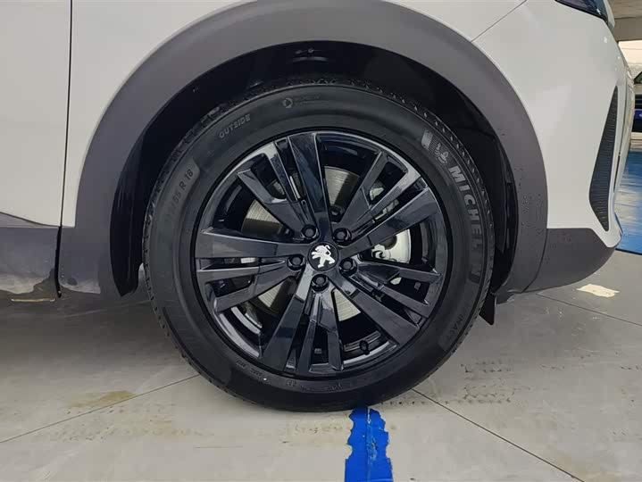 Peugeot 4008 2022 2022款 400THP 炫夜版