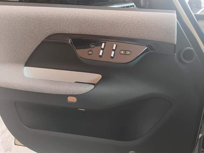 BAIC Arcfox Kaola 2023 2023款 家庭版Pro