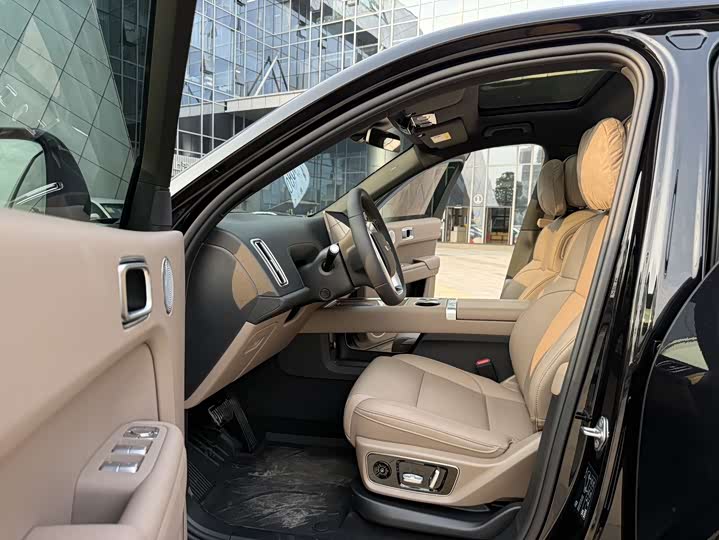 LiXiang L7 2025 2025款 Pro 智能焕新版