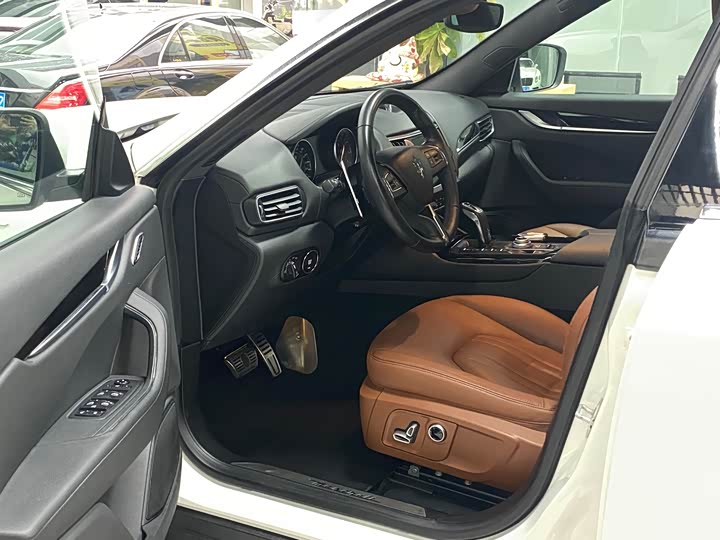 Maserati Levante 2022 2022款 2.0T GT锋芒版